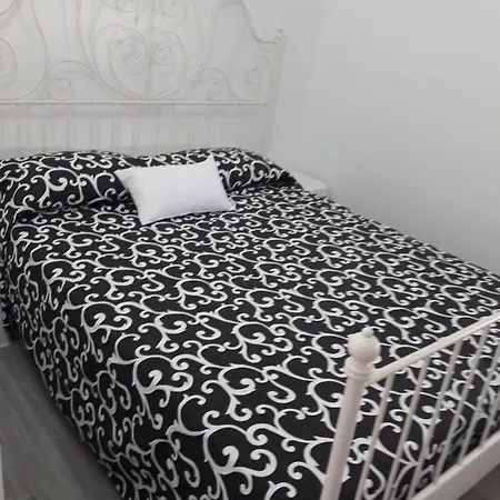 Casa Vacanze Apartment *